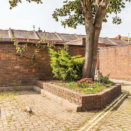 Penny Perfect By The Quays & Beach In Old Portsmouth Bagian luar foto